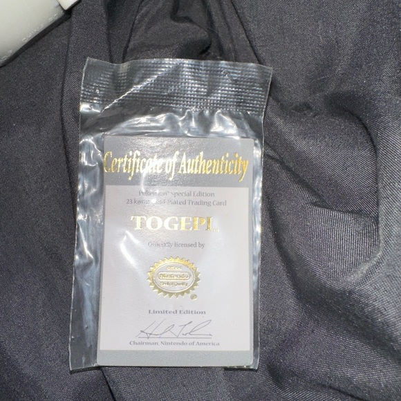 23k gold plated trading card//FINAL PRICE AND NEEDS TO BE SOLD ASAP! - Picture 5 of 6